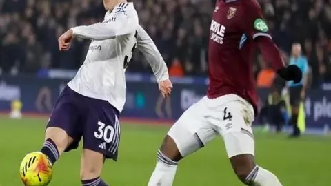 “国际奥委会第144次全会齐聚古奥林匹亚，中国体育产业稳健发展，外贸拓展前景无限，国产体育用品进军国际市场”