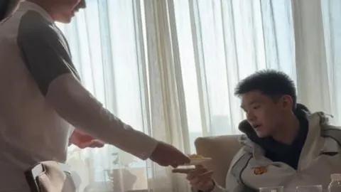 “曼联名宿警示：C罗须直面老去事实，不复昔日风华”